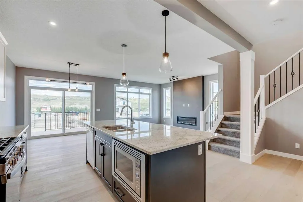92 Sundown Crescent