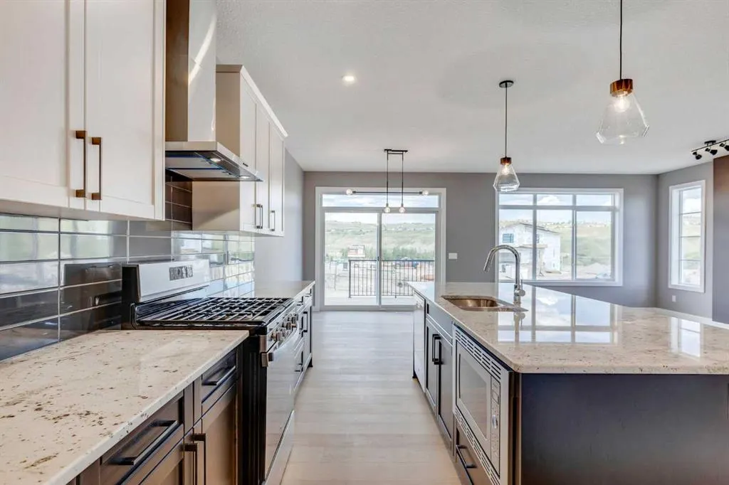 92 Sundown Crescent