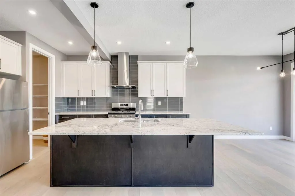 92 Sundown Crescent