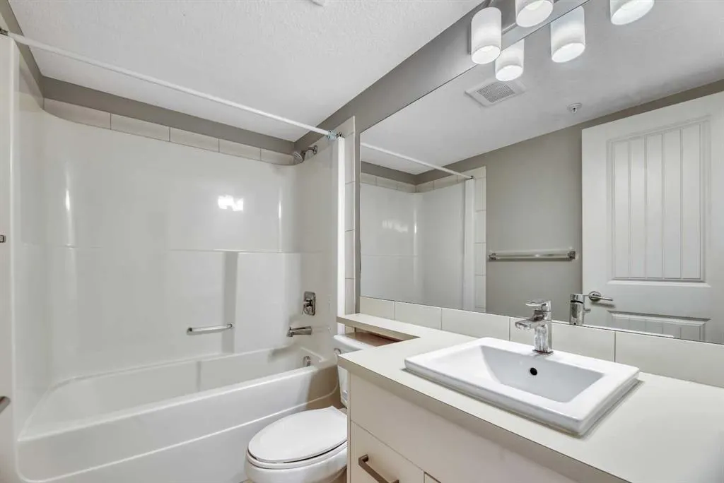130 Auburn Meadows View SE, #320