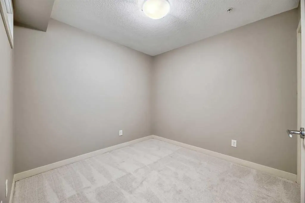 130 Auburn Meadows View SE, #320