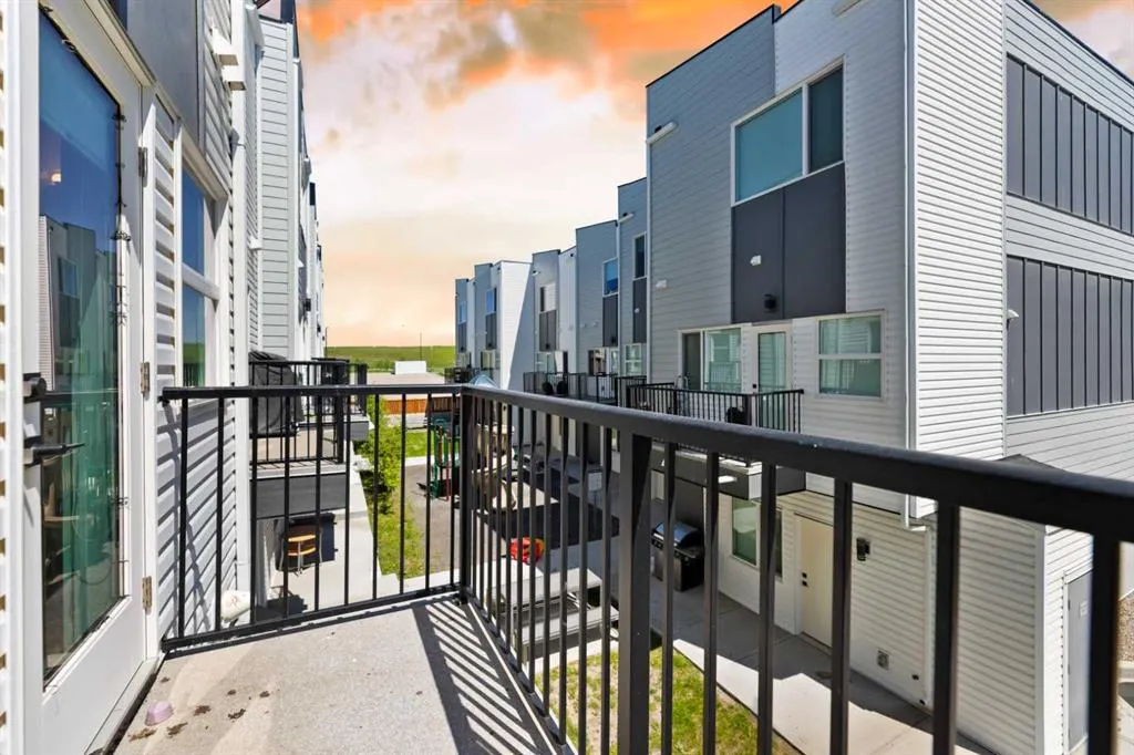101 Panatella Square NW, #302