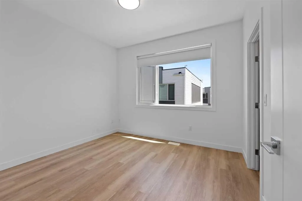 101 Panatella Square NW, #302