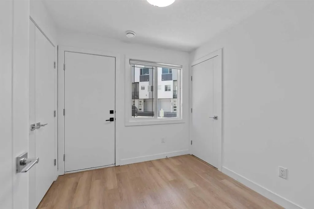 101 Panatella Square NW, #302