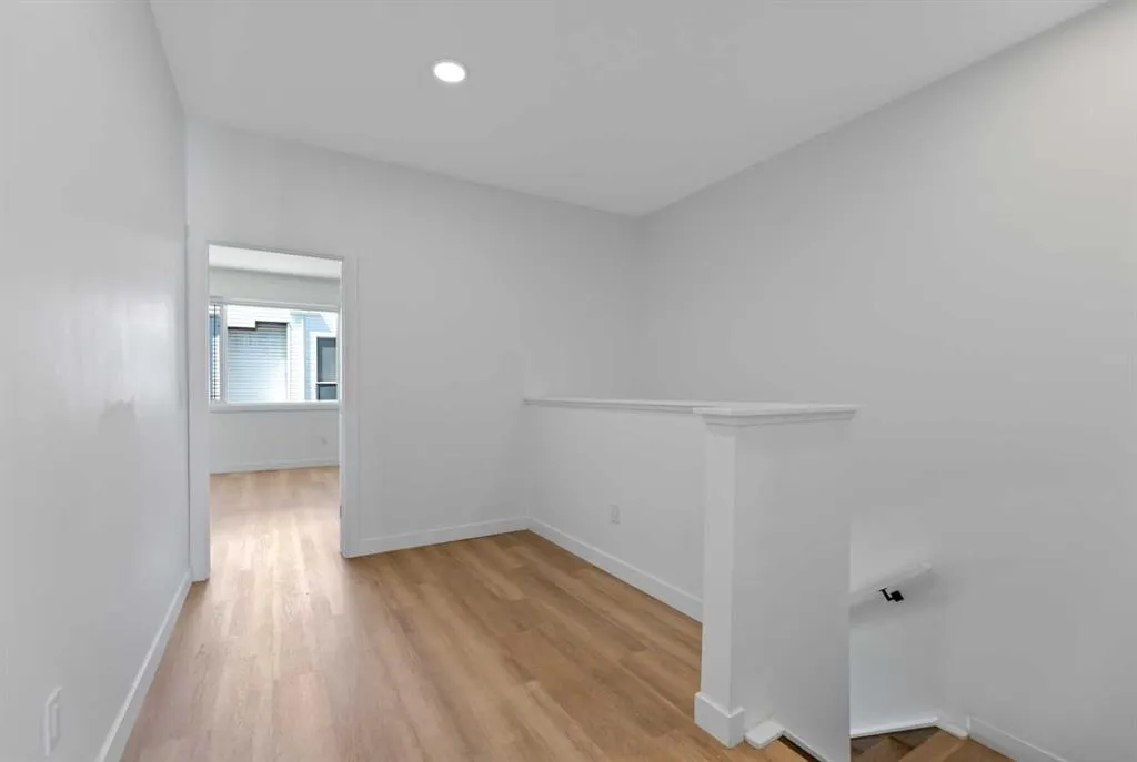 101 Panatella Square NW, #302
