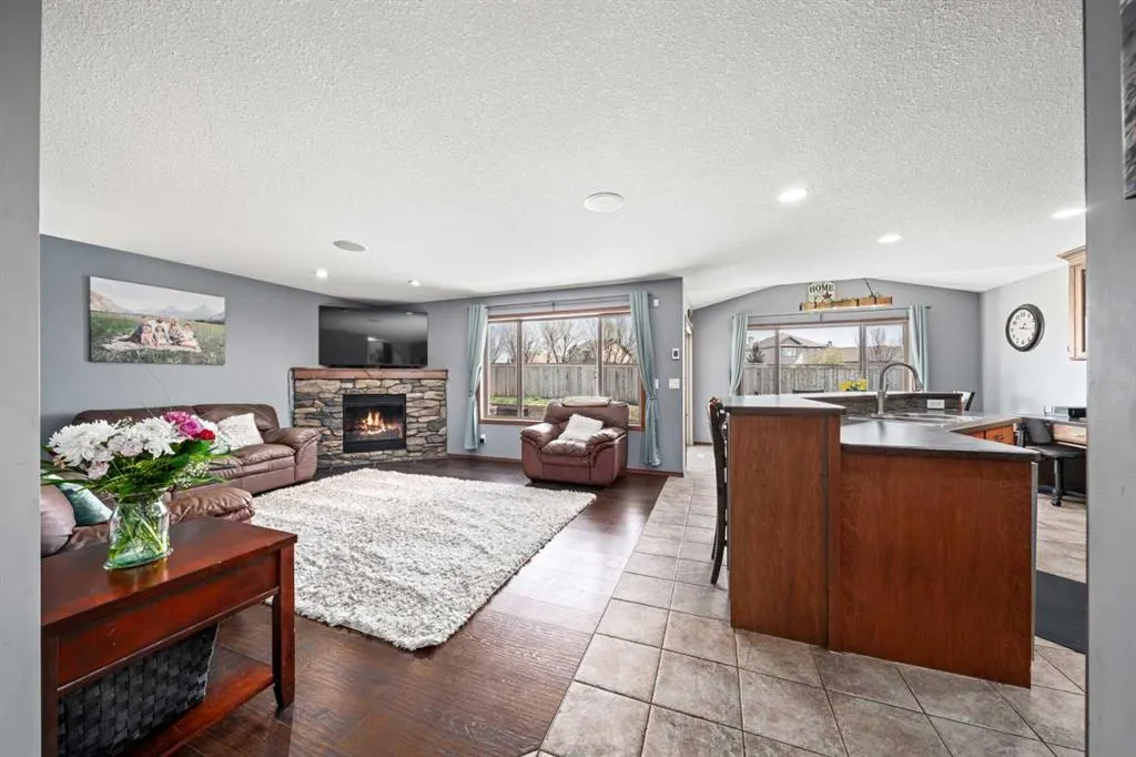 10 Crystalridge Bay