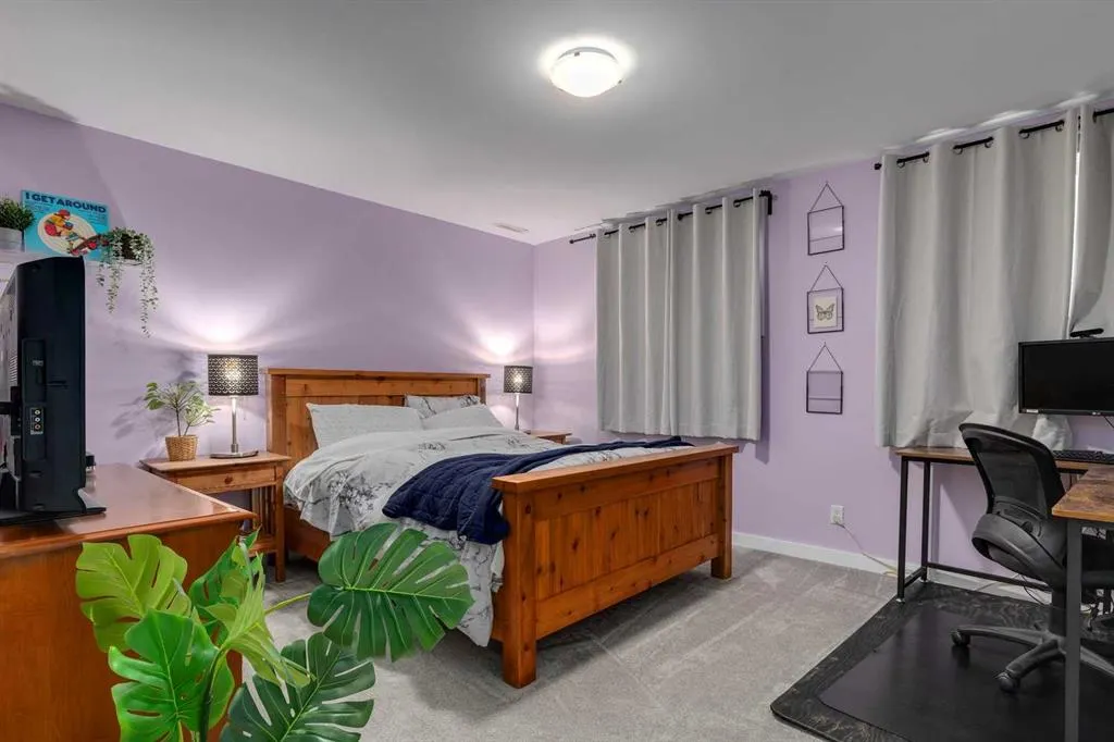 817 Crystal Beach Bay