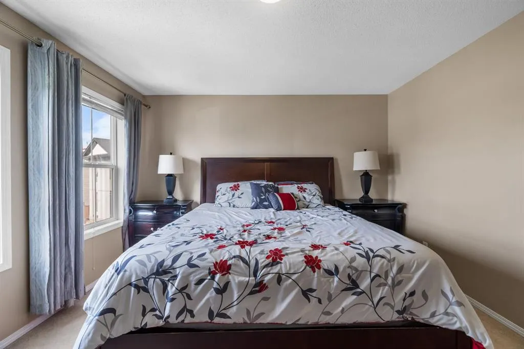 362 Elgin View SE