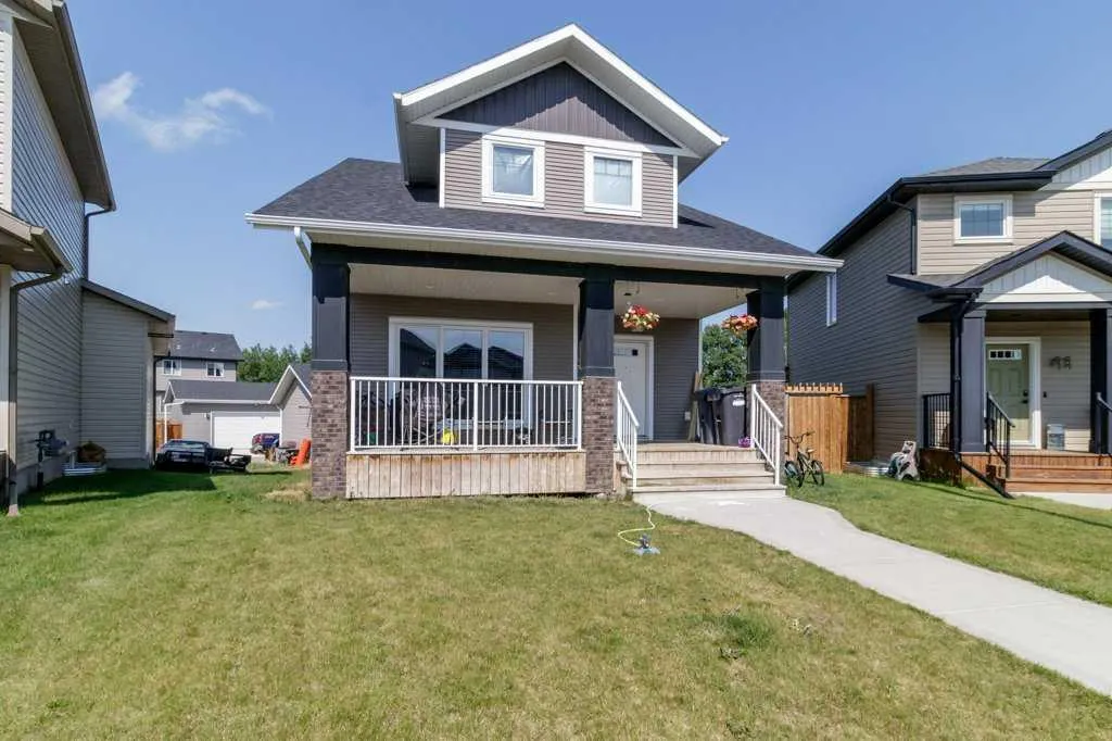 39 Hampton Crescent