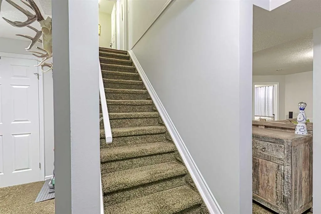 179 West Lakeview Passage