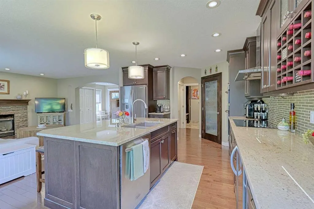 179 West Lakeview Passage