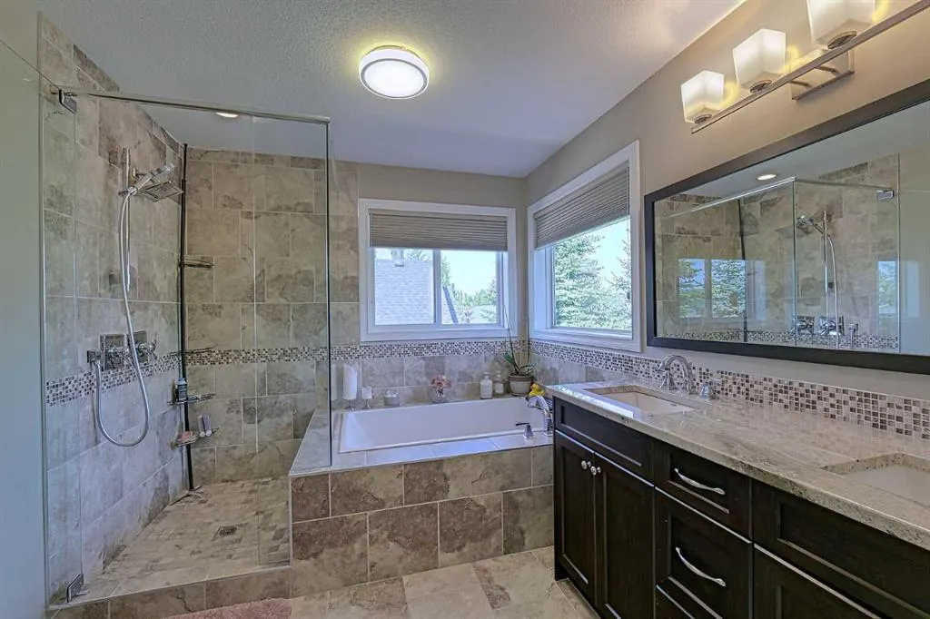 179 West Lakeview Passage
