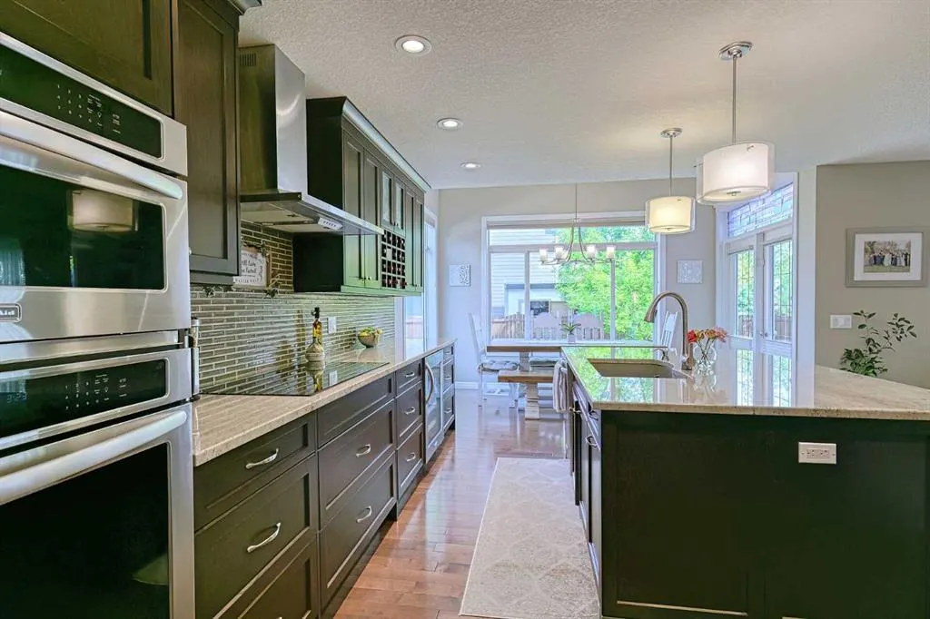 179 West Lakeview Passage
