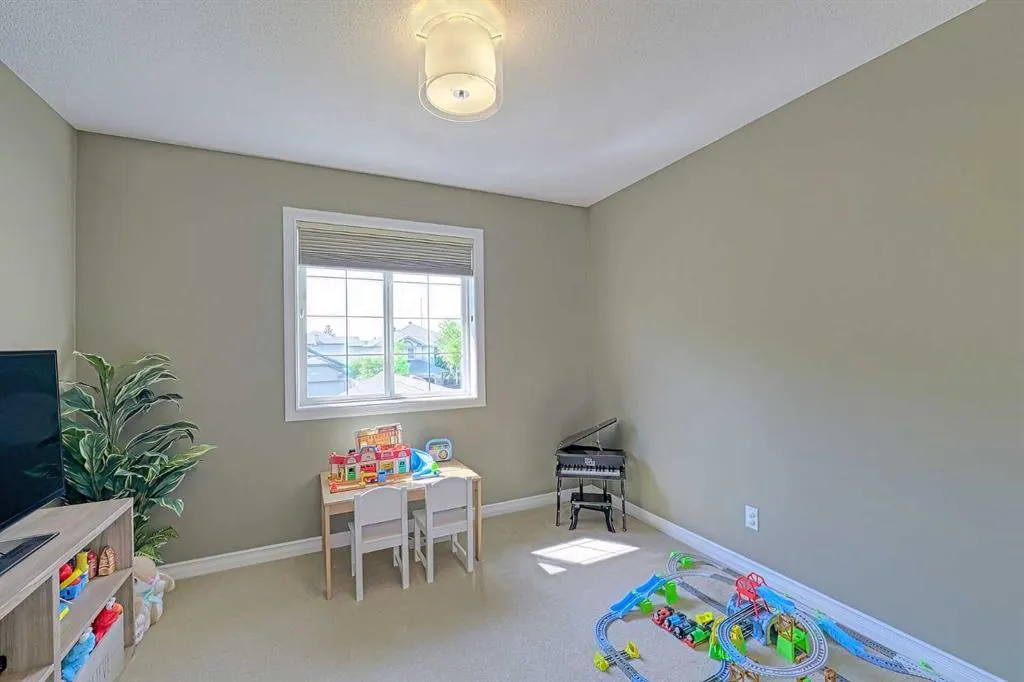 179 West Lakeview Passage