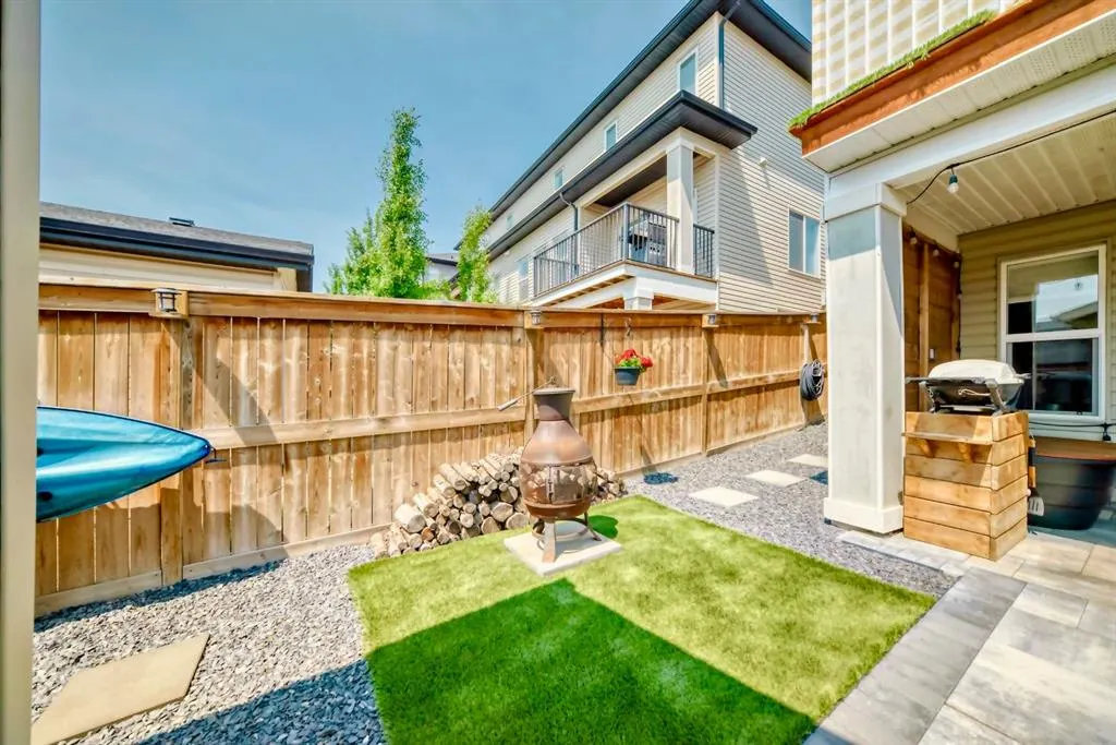 288 Rainbow Falls Green