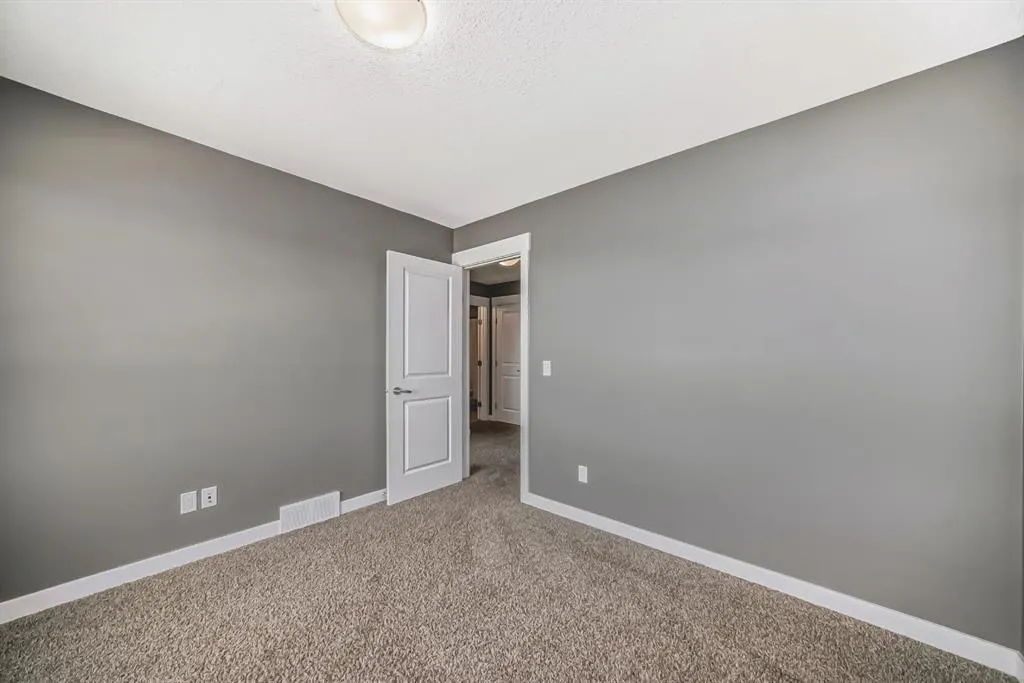 288 Rainbow Falls Green