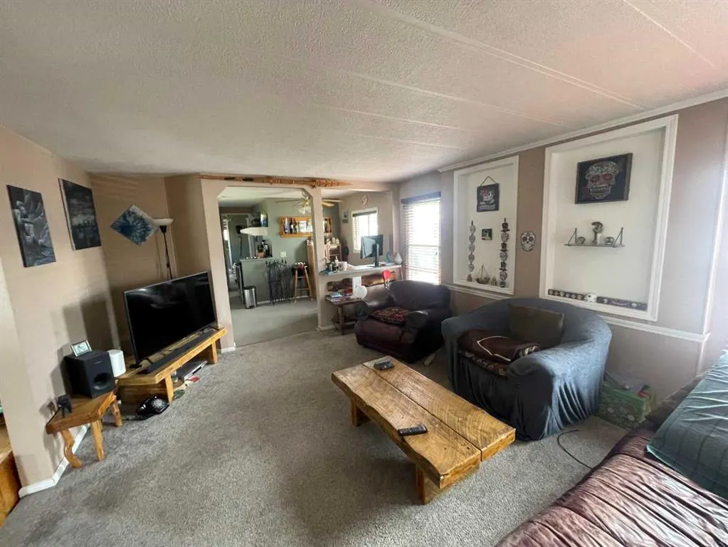 39 Southridge Crescent