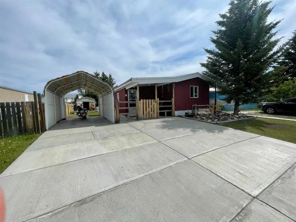 39 Southridge Crescent