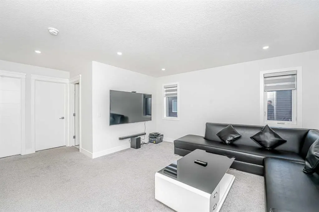 236 Dawson Harbour Heights