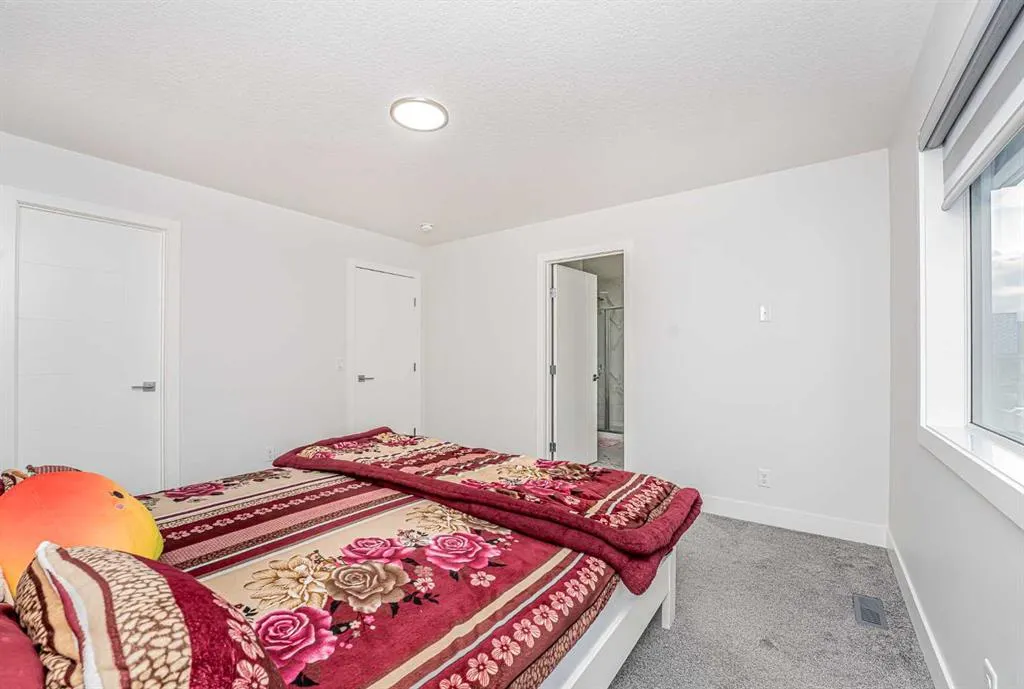 236 Dawson Harbour Heights