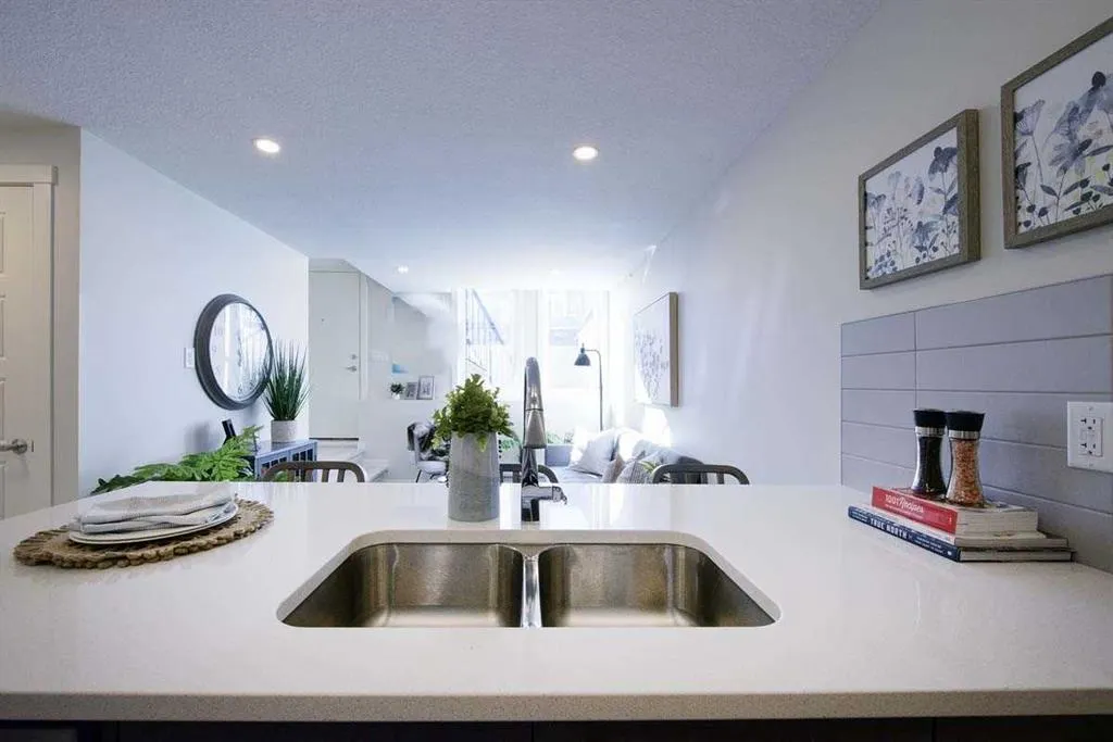 135 Mahogany Parade SE, #1113