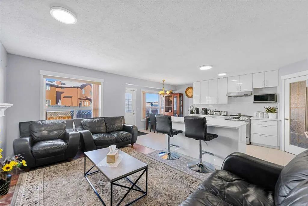 216 Tarawood Place NE
