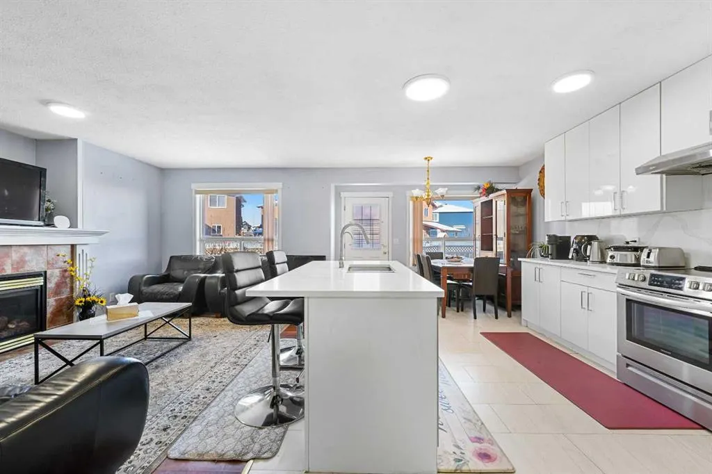 216 Tarawood Place NE