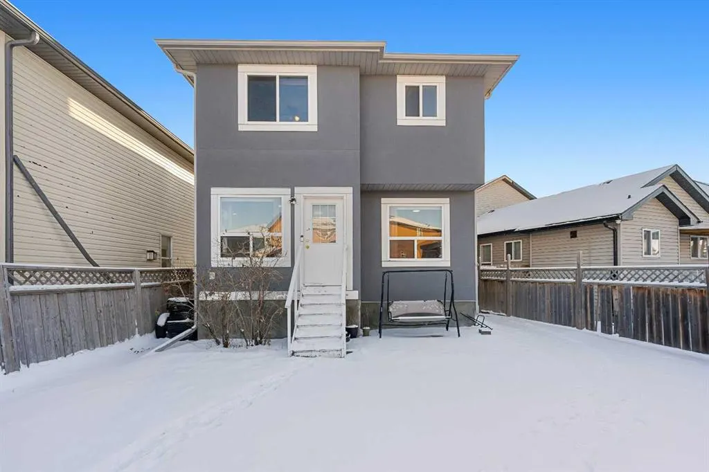 216 Tarawood Place NE