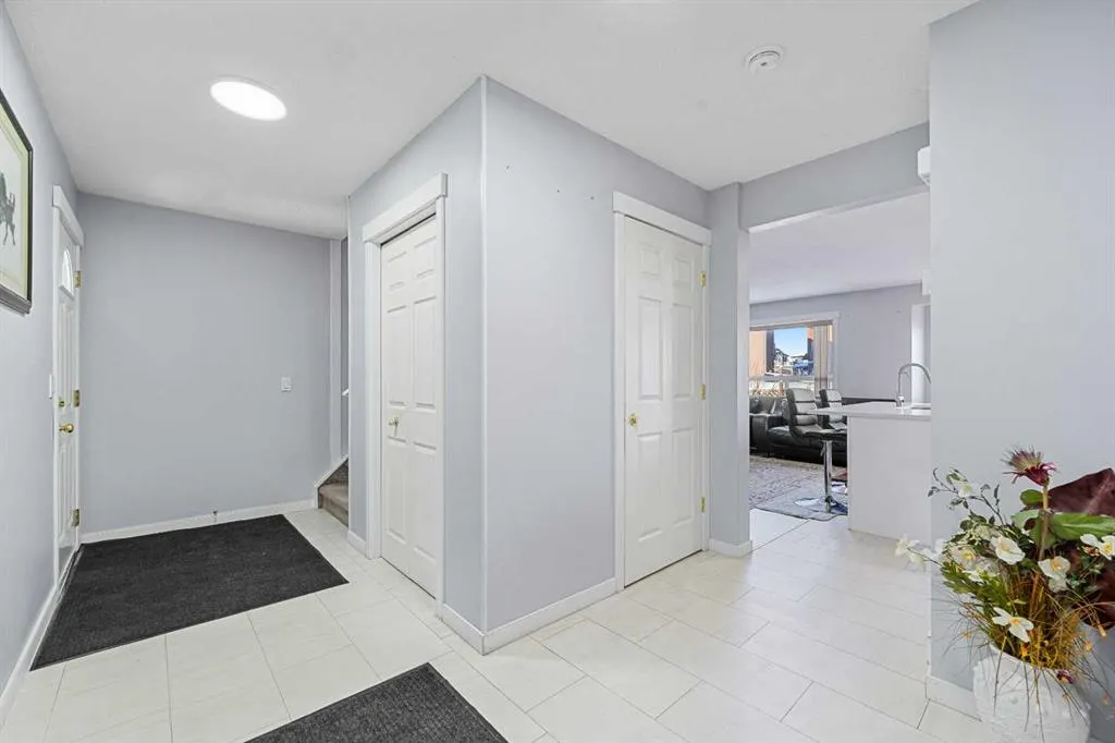 216 Tarawood Place NE