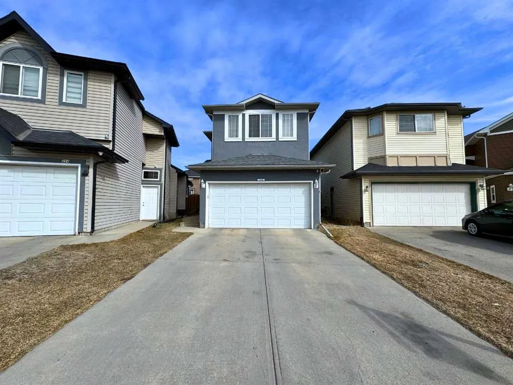 216 Tarawood Place NE