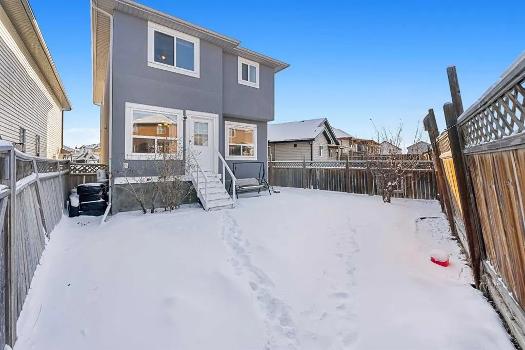 216 Tarawood Place NE