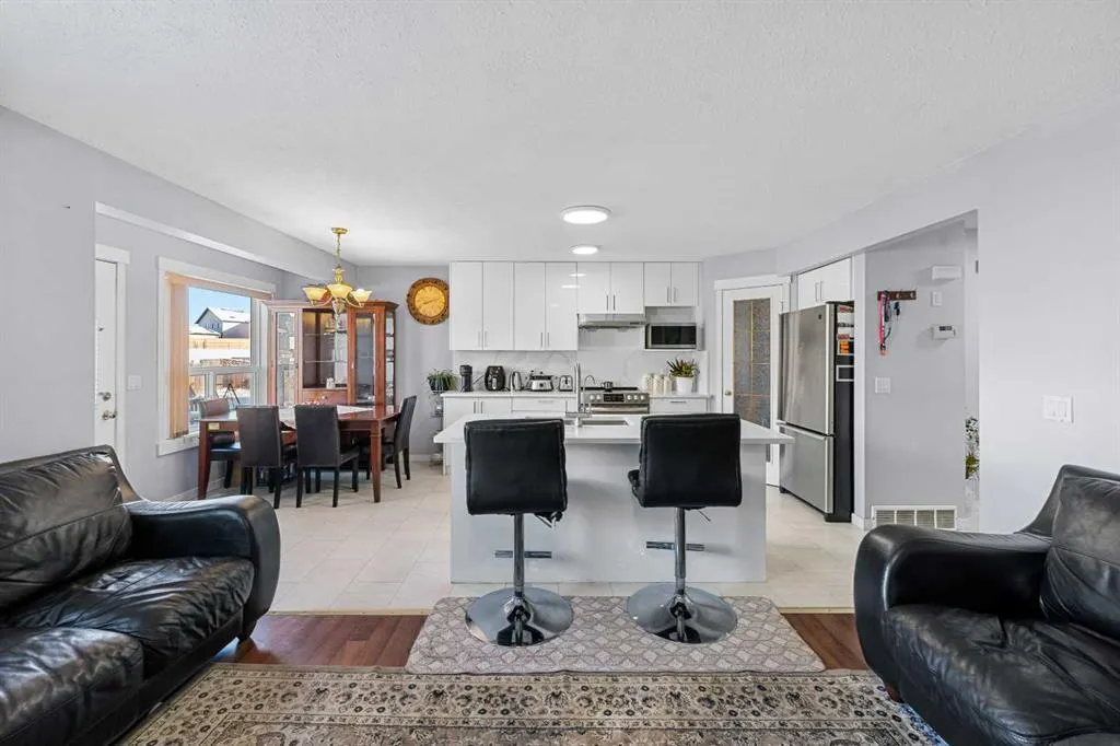216 Tarawood Place NE