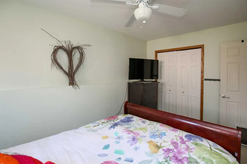 4622 44 Street, #1