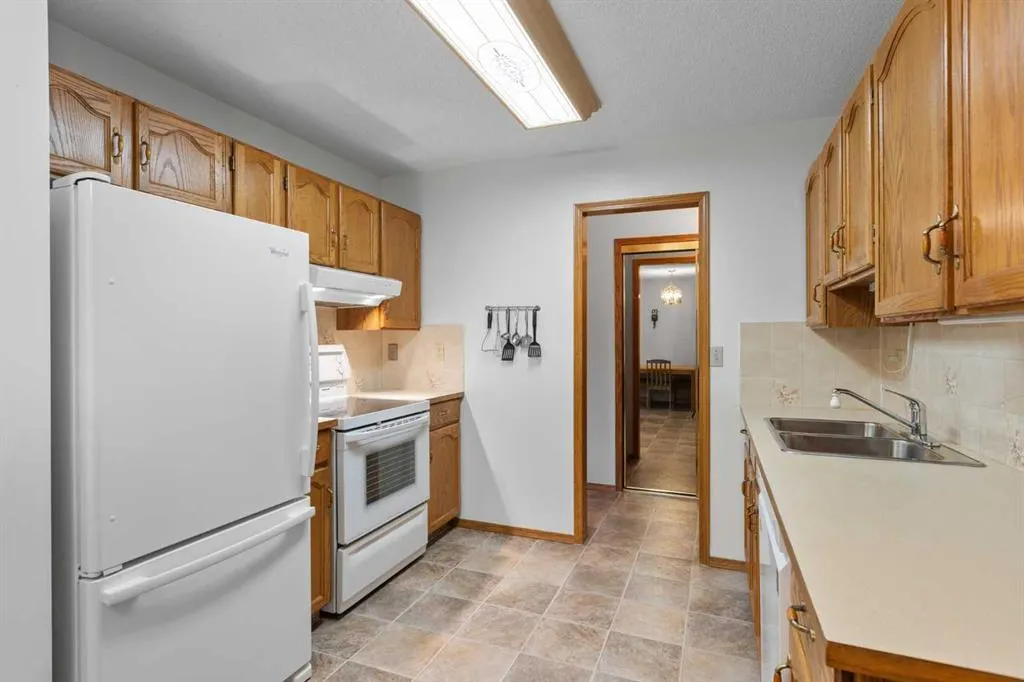 410 7 Street SW, #103