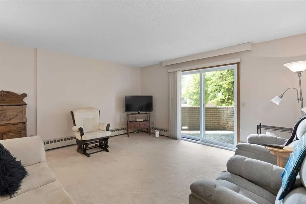 410 7 Street SW, #103