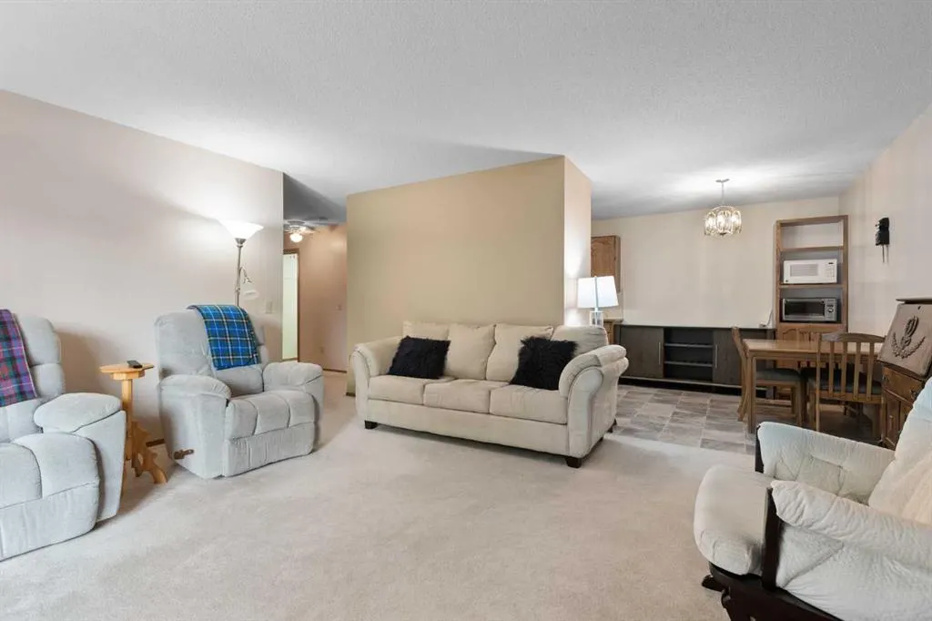 410 7 Street SW, #103