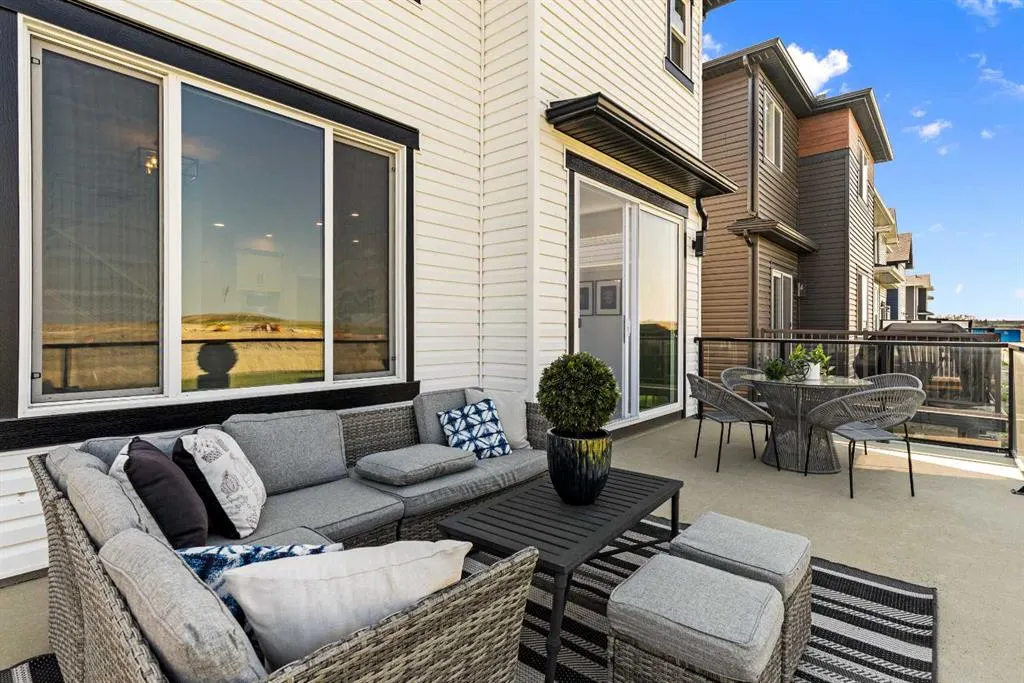 145 Amblefield Terrace NW