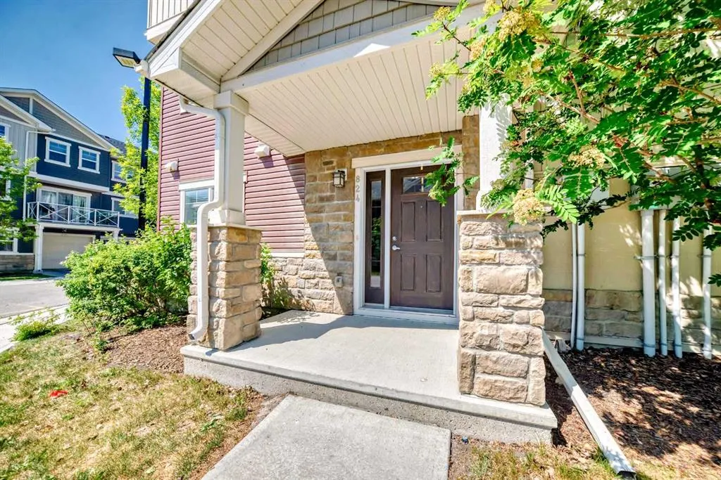 824 Skyview Ranch Grove
