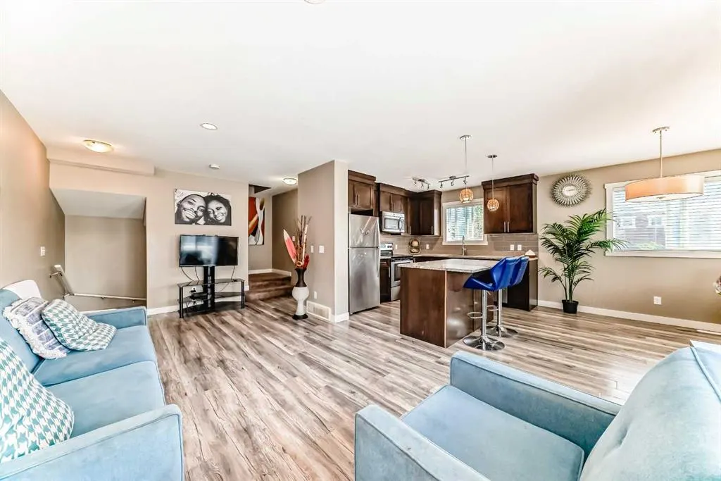 824 Skyview Ranch Grove