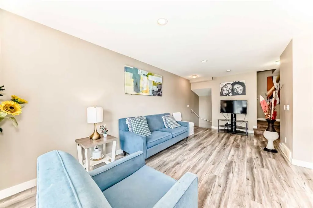 824 Skyview Ranch Grove