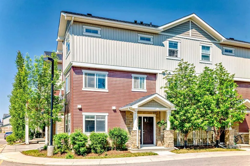 824 Skyview Ranch Grove
