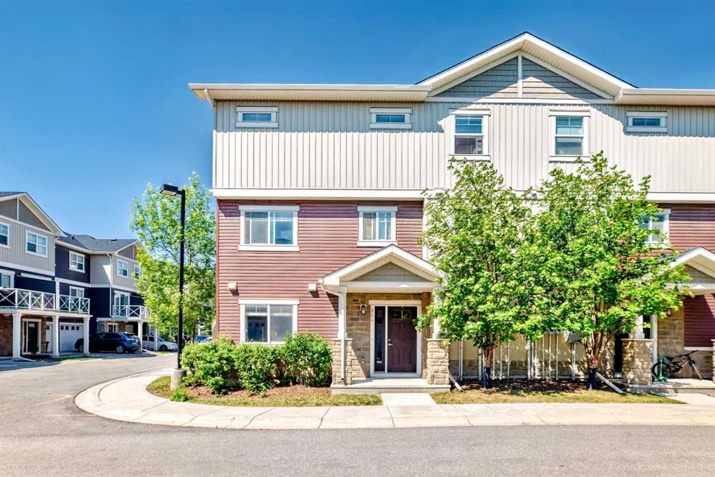 824 Skyview Ranch Grove