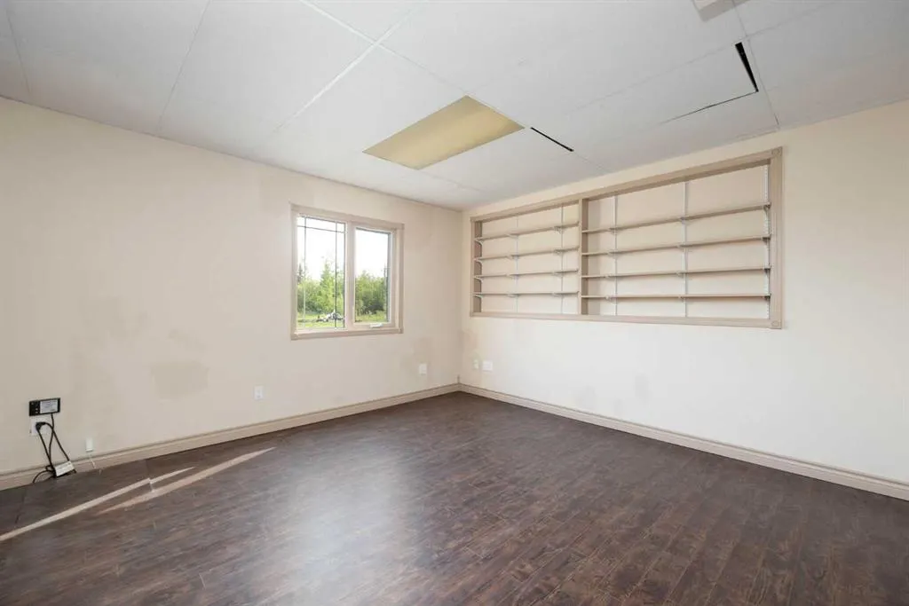 25 FREESTONE Way
