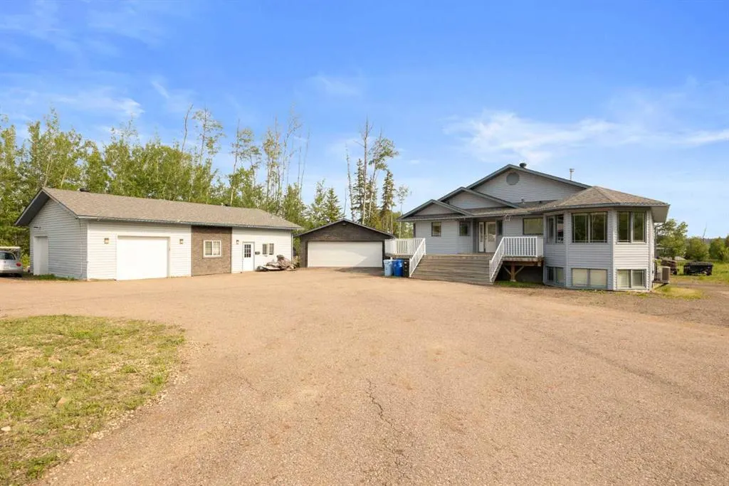 25 FREESTONE Way