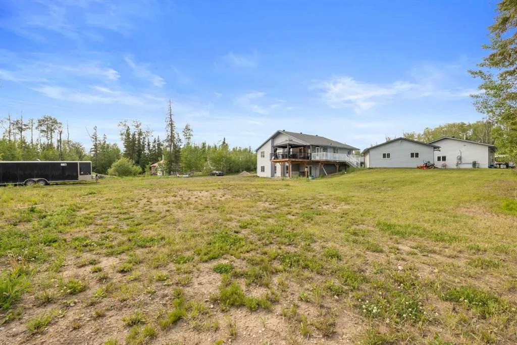 25 FREESTONE Way