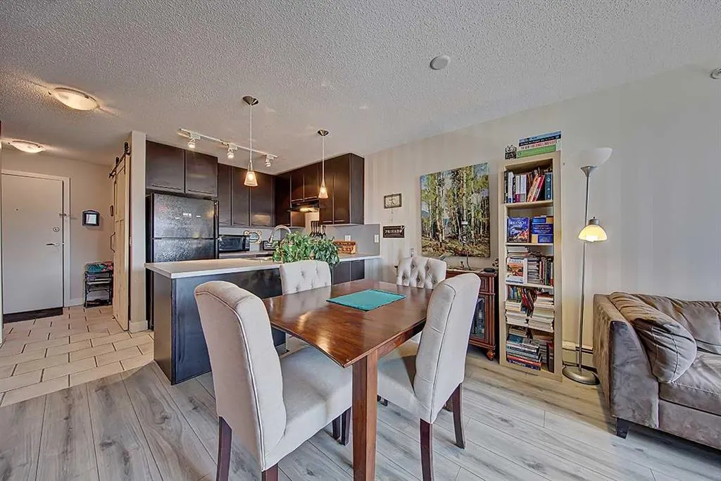 35 Richard Court SW, #456