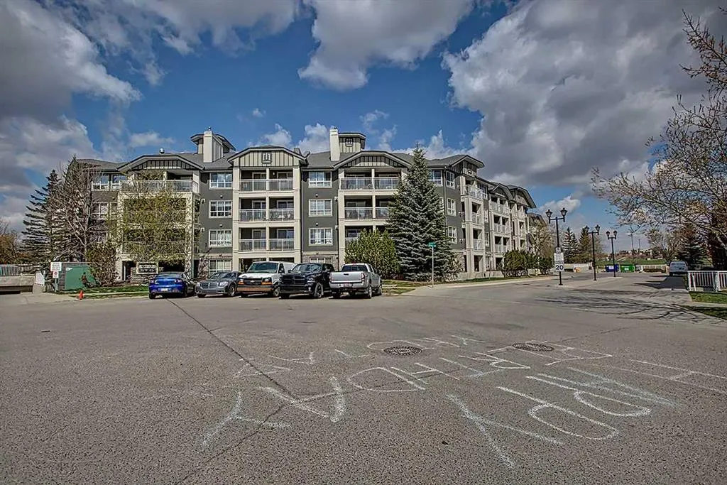35 Richard Court SW, #456