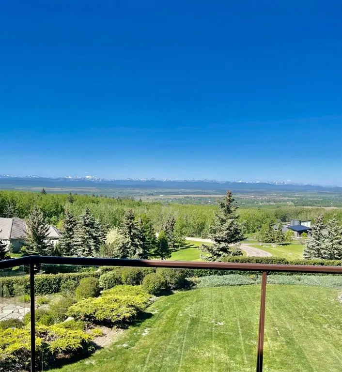 31 Pinnacle Ridge Drive SW