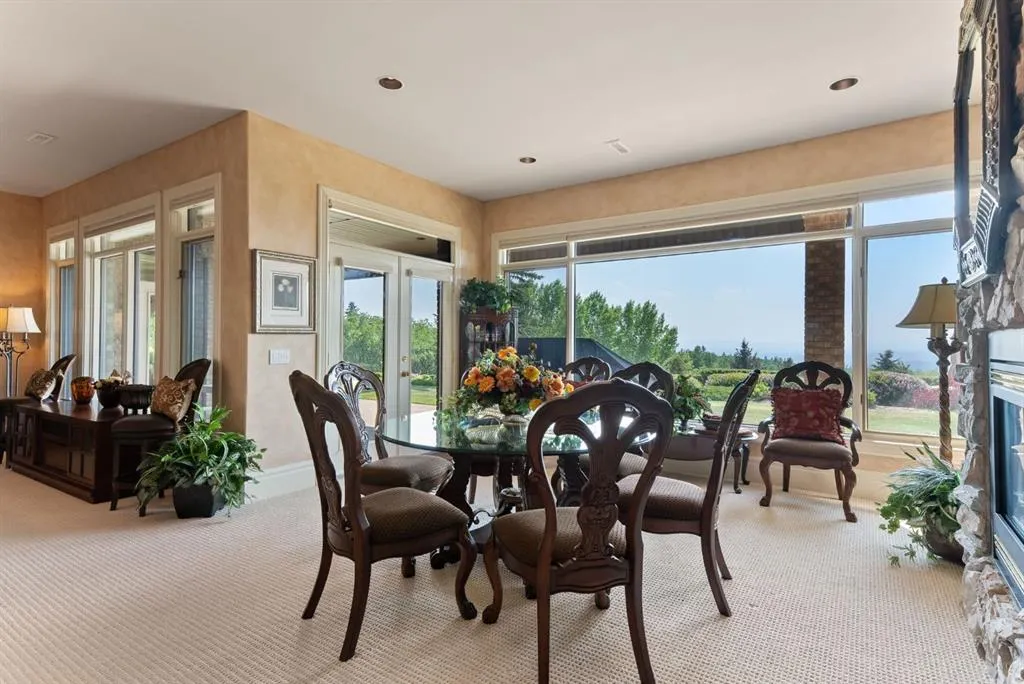 31 Pinnacle Ridge Drive SW