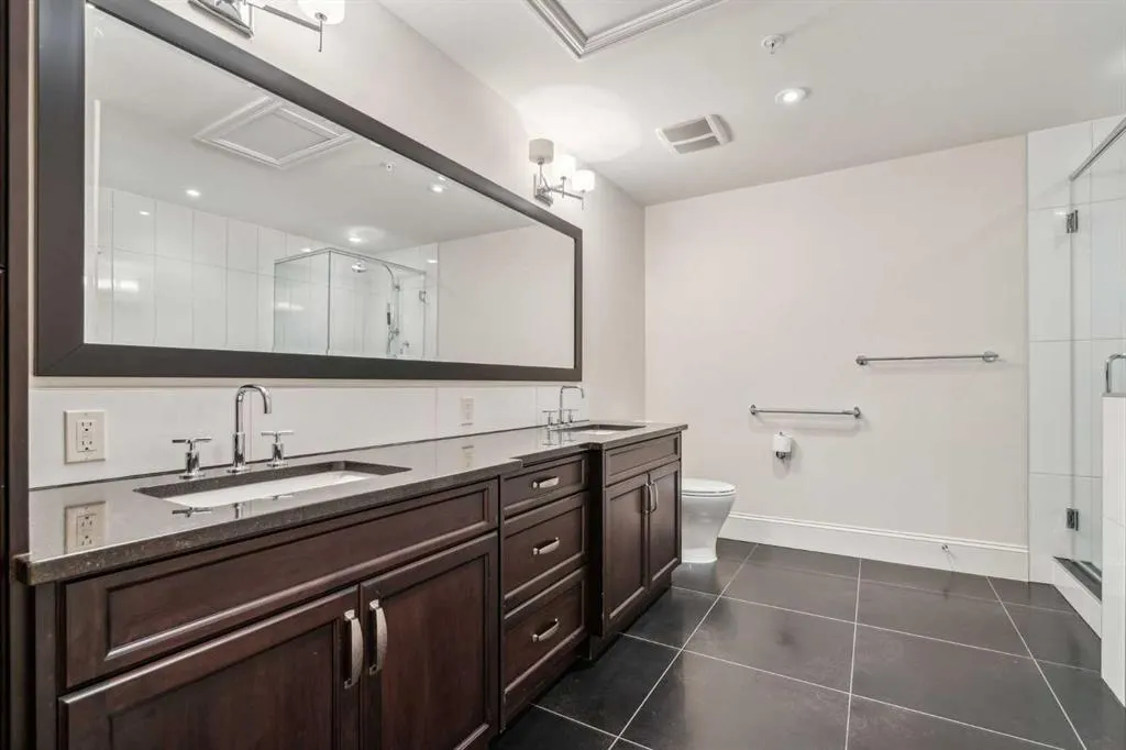 211 Quarry Way SE, #103